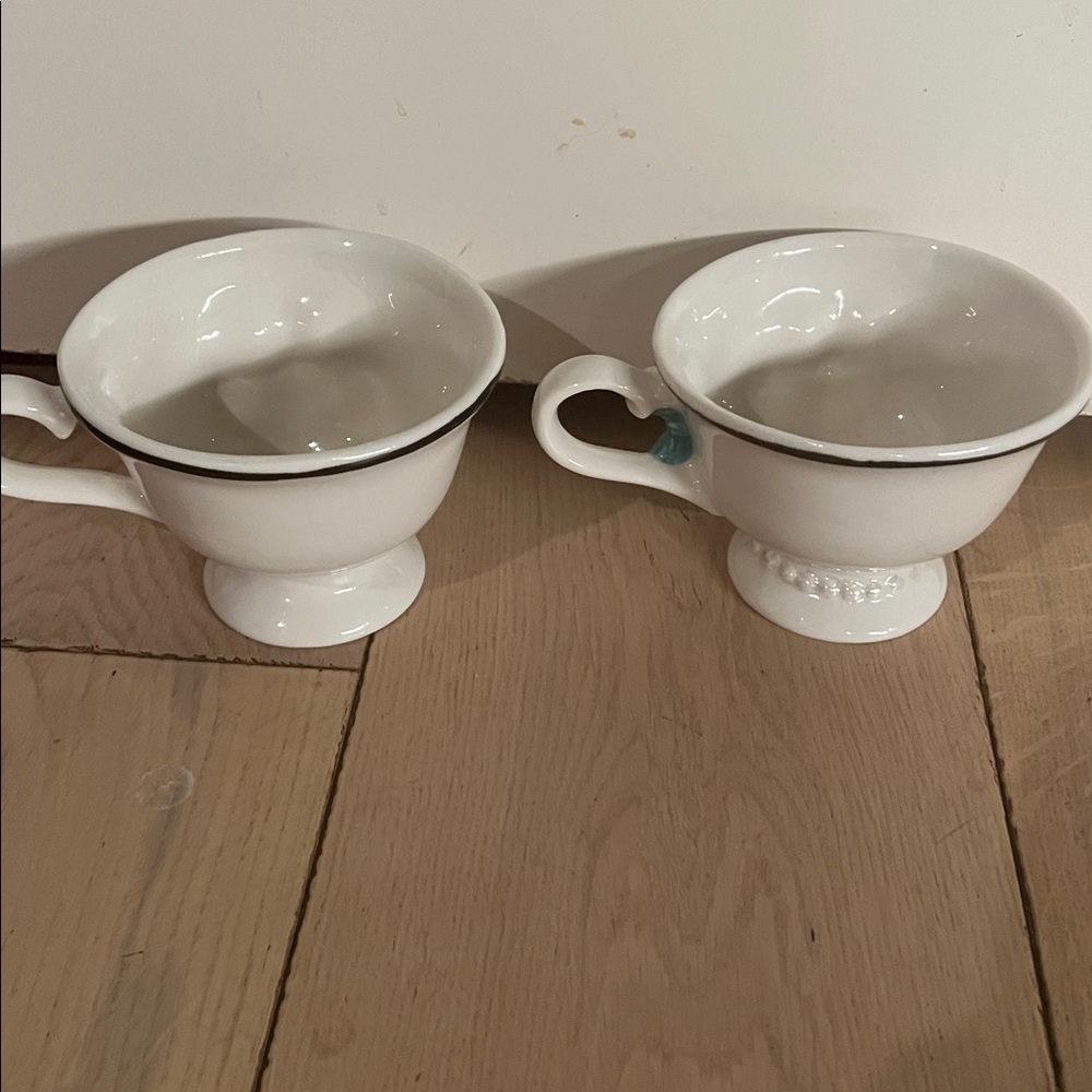 Baileys face mugs, set of two - Picture 3 of 5